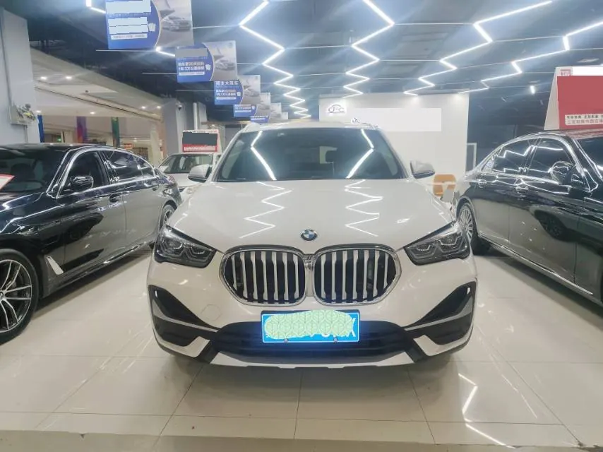 BMW 2021 X1 xDrive25Li 2.0T exclusive (modified) automatic gear 2