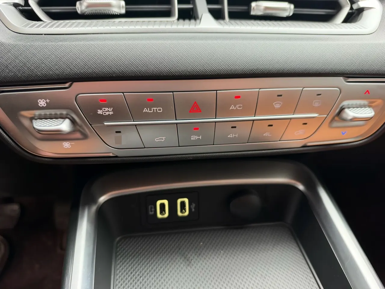 Haval 2025 H5 2.0T 4-wheel drive diesel pilot version automatic gear 8