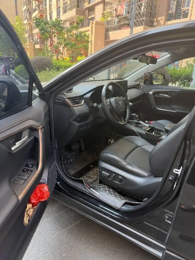 Toyota 2024 Wilanda 2.0 Stepless Two-Drive City Edition Automatic Gear 4