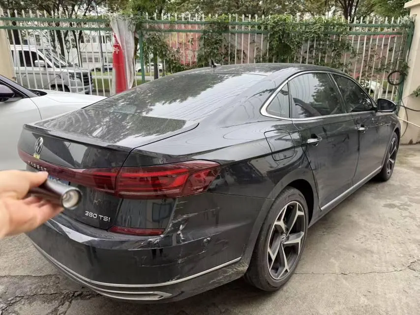 Volkswagen 2025 Passat 2.0TSI 380TSI outstanding star dragon version automatic gear 8