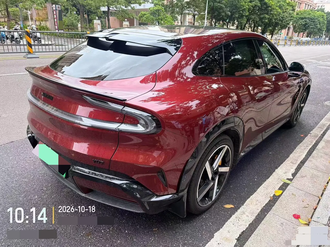 MI 2025 YU7 Long Endurance Four-wheel Drive Pro Edition Automatic Gear 9
