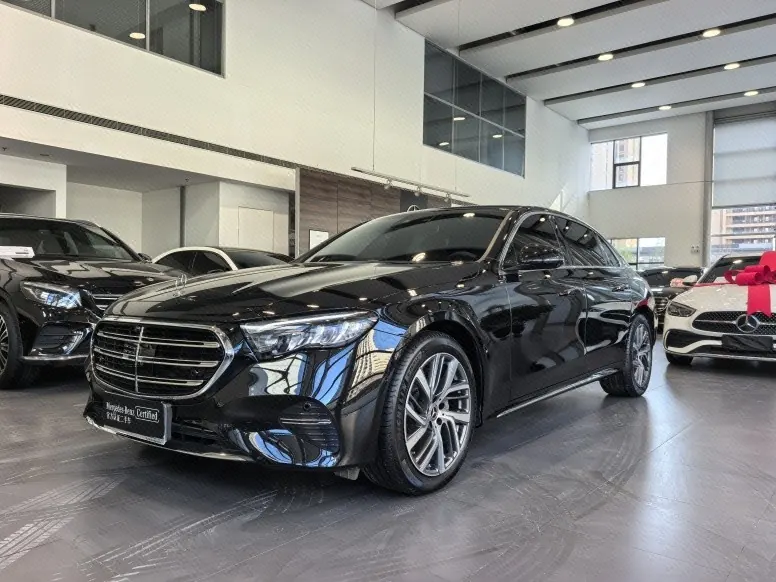Open image lightbox: Mercedes Benz E-Class 2025 model E 300 L 48V 2.0T Luxury Edition Automatic