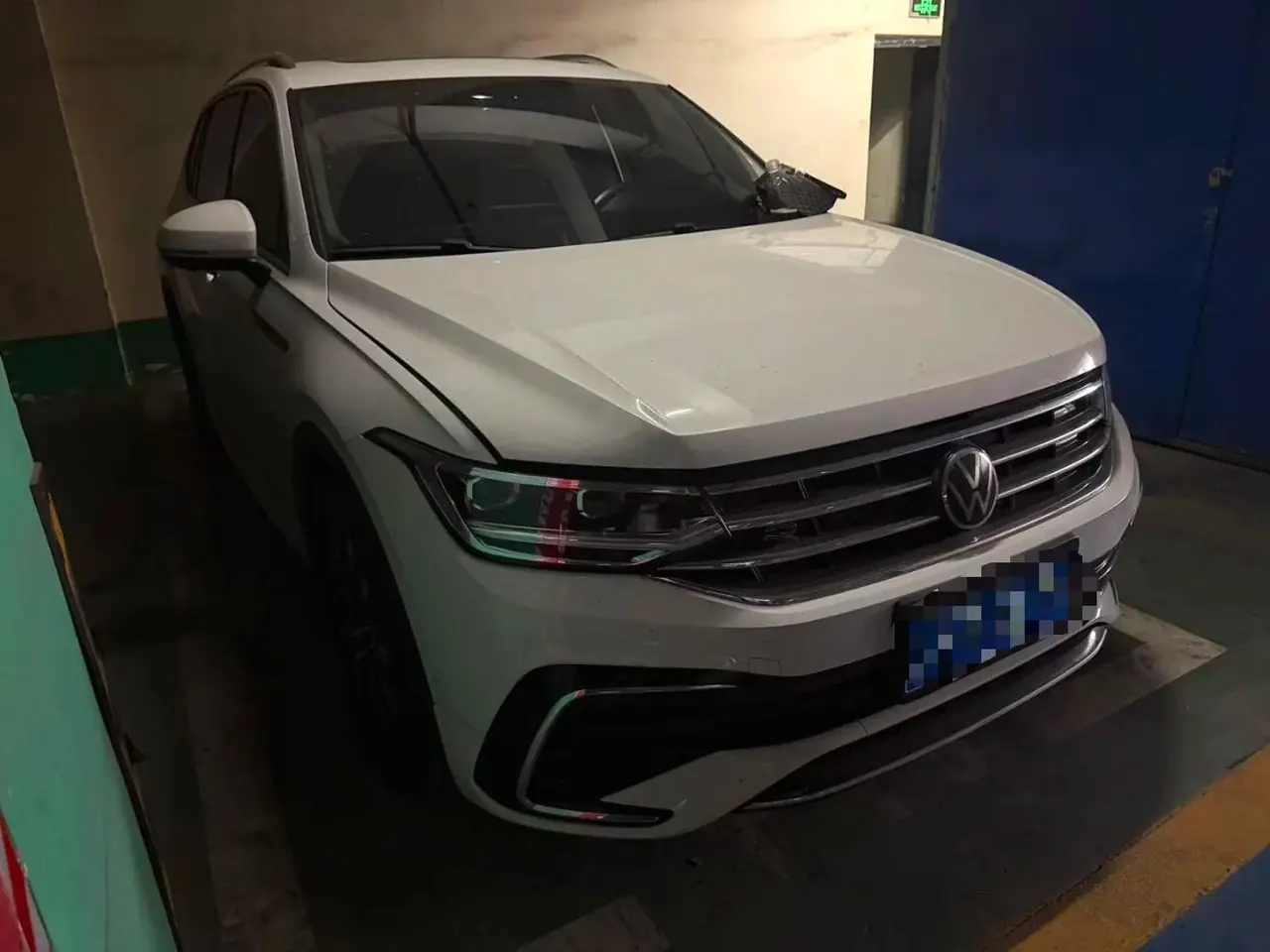 Volkswagen 2025 Tiguan L R-Line 2.0TSI 330TSI outstanding two-wheel drive R-Line Long Yao version automatic gear 2