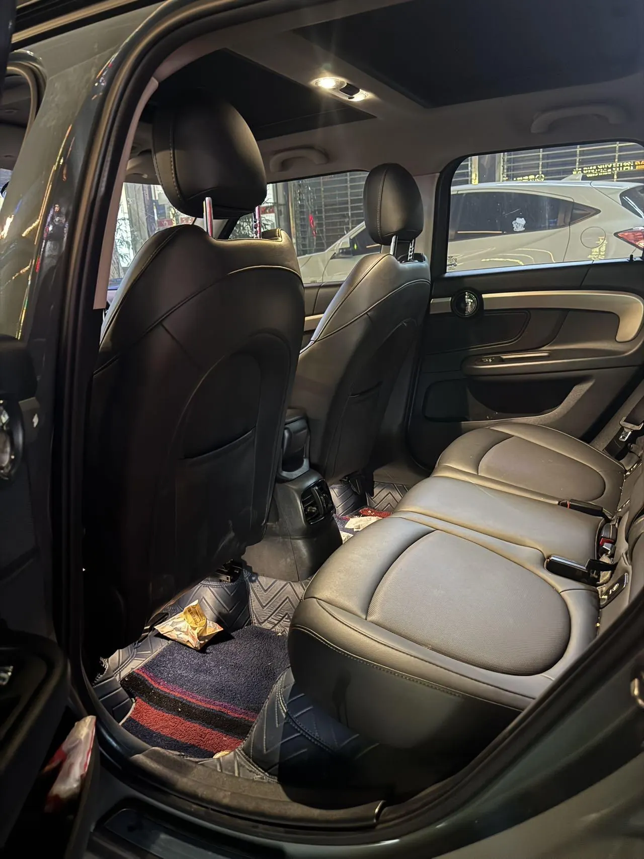MINI Clubman (Imported) 2021 Cooper Clubman 1.5T Connoisseur Automatic Gear 6