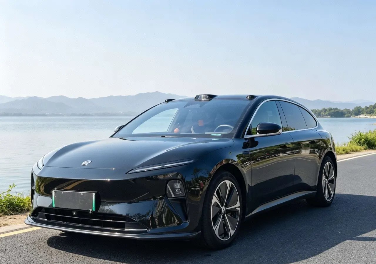 NIO 2024 ET5T 75kWh Touring automatic - View 1