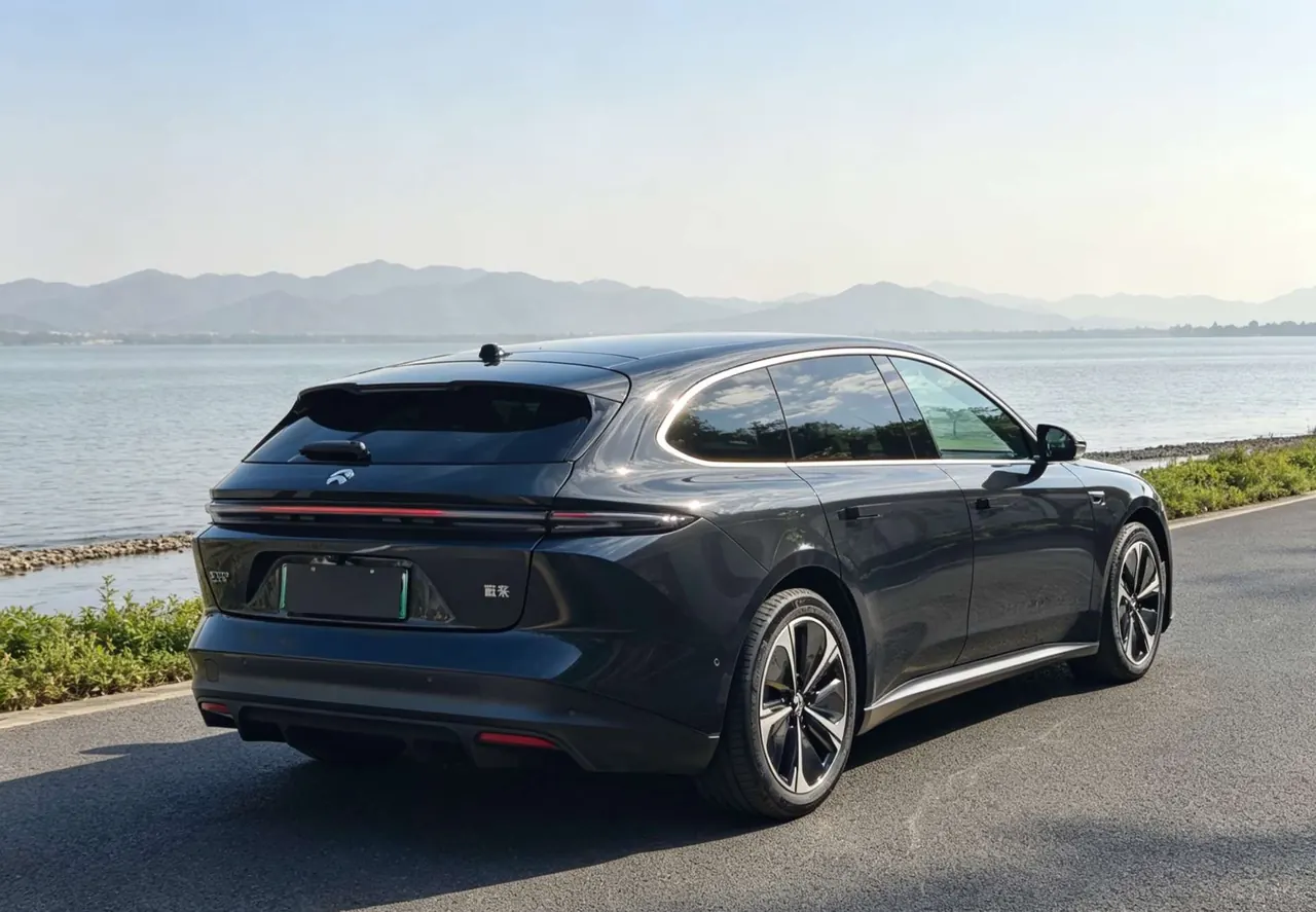 NIO 2024 ET5T 75kWh Touring automatic 4