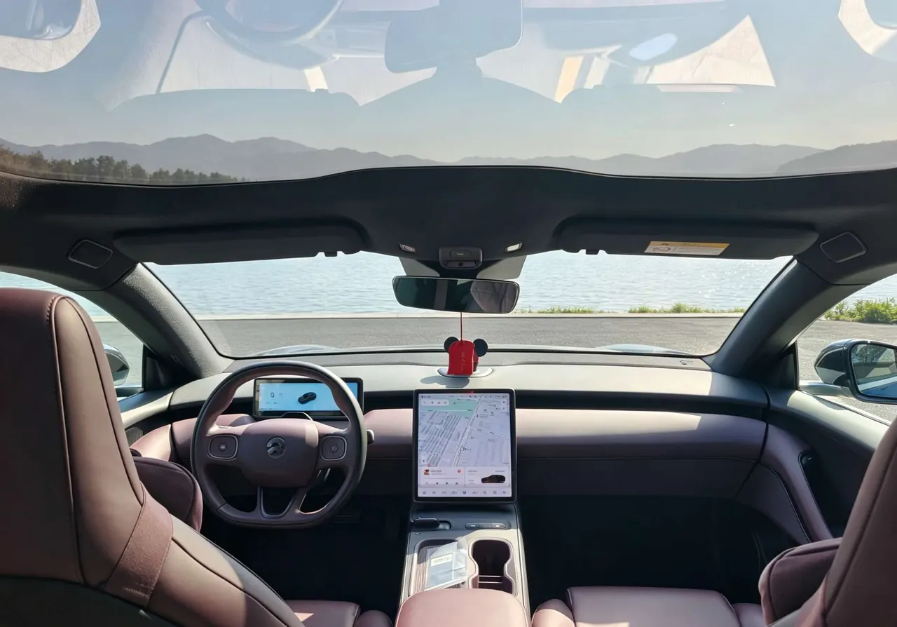 NIO 2024 ET5T 75kWh Touring automatic 9