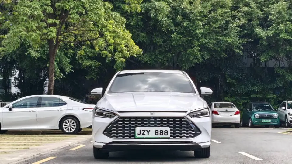 BYD 2021 Qin PLUS DM-i 1.5 stepless 120KM automatic gear 2