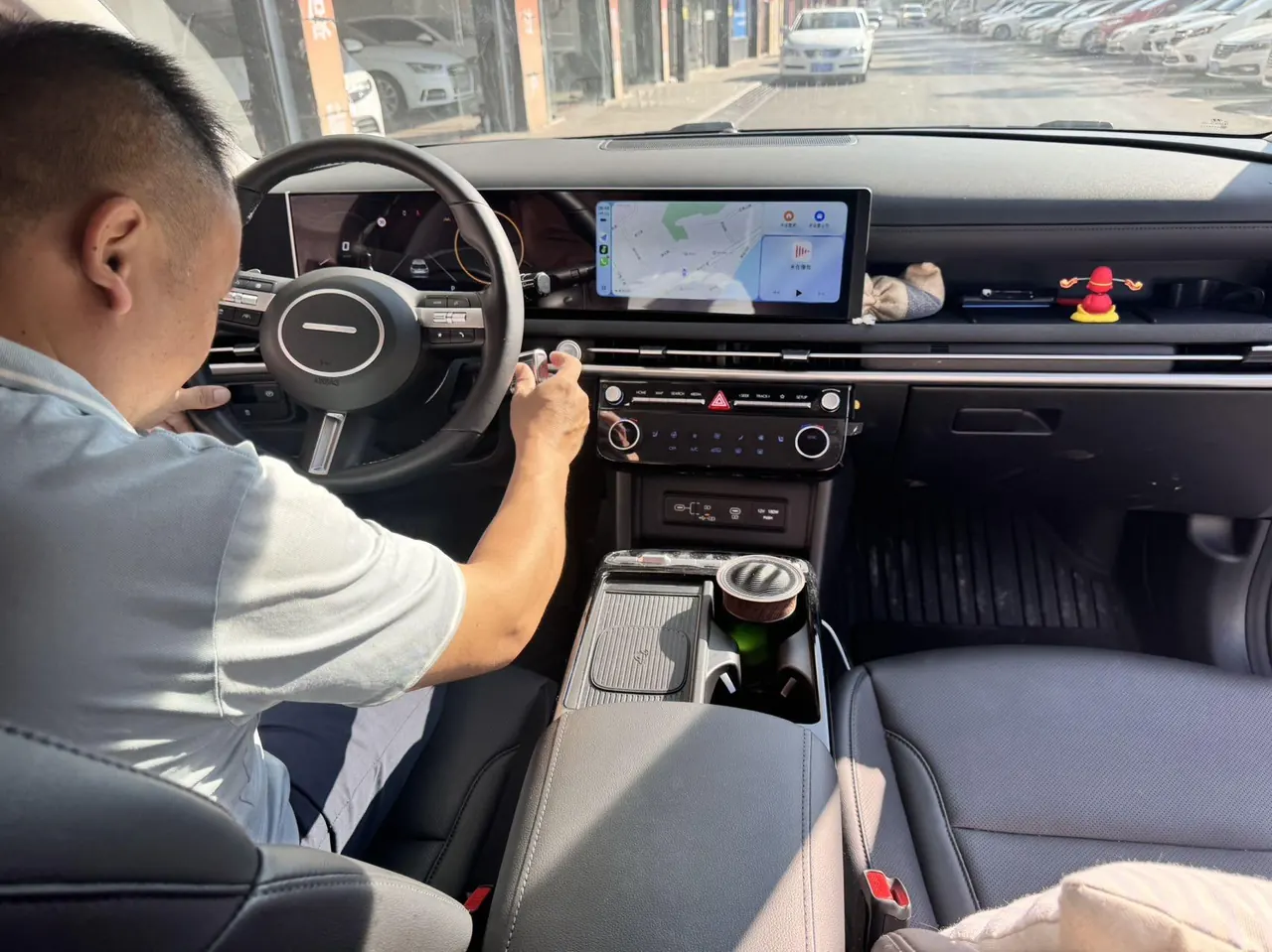 Hyundai 2025 Tousheng L 1.5T N-Line Elite Automatic Gear 3