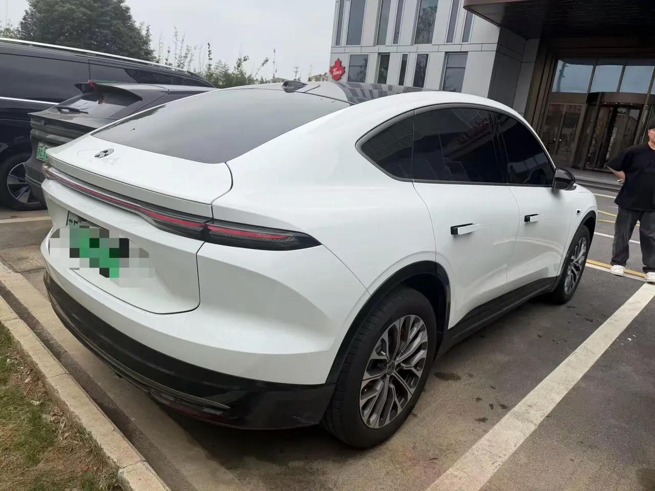 NIO 2025 EC6 75kWh automatic transmission 4