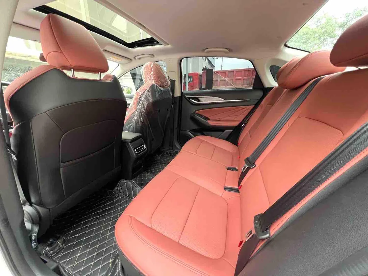 ChangAn 2025 Easy PLUS 1.4T High Energy Edition Automatic Gear 5