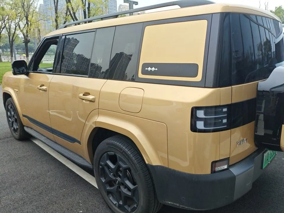 FangChengBao 2025 titanium 7 1.5T stepless 190KM four-wheel drive Ultra version of automatic gear 8