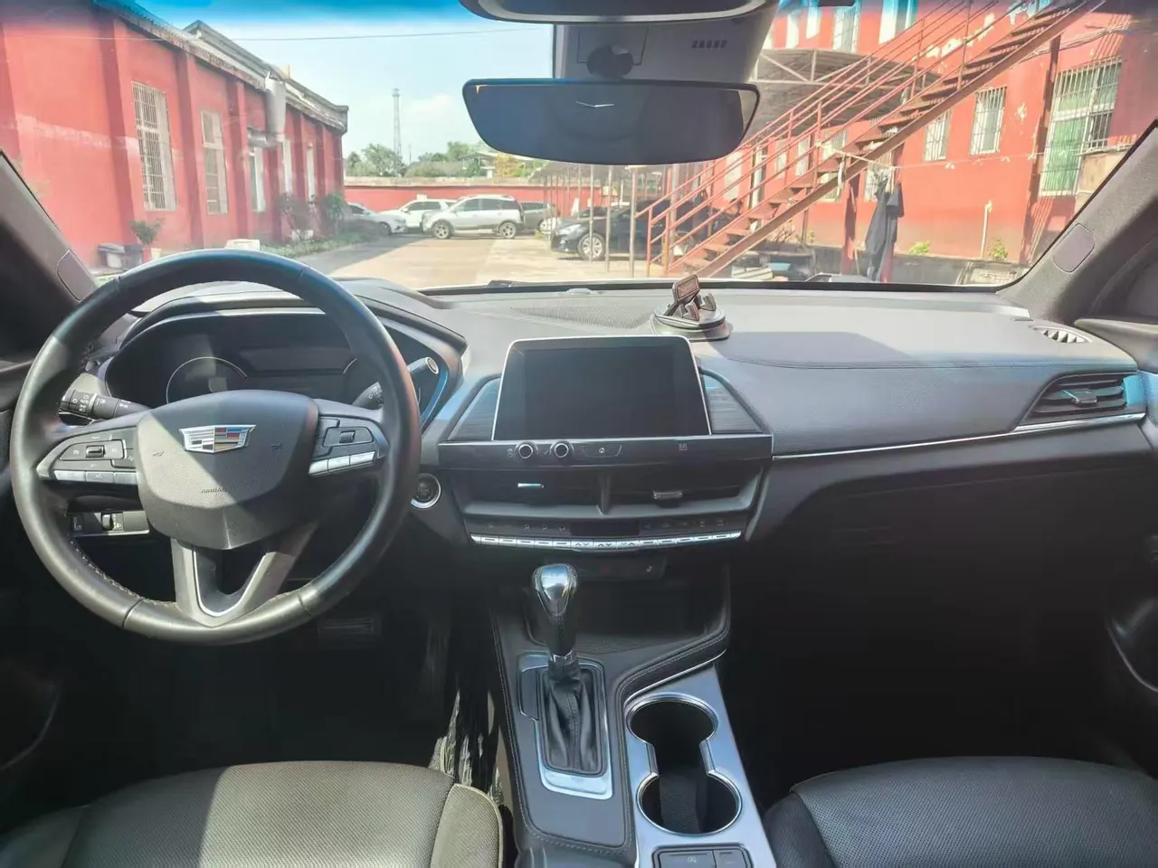Cadillac 2021 CT4 2.0T 28T fashion (fashion) automatic gear 3