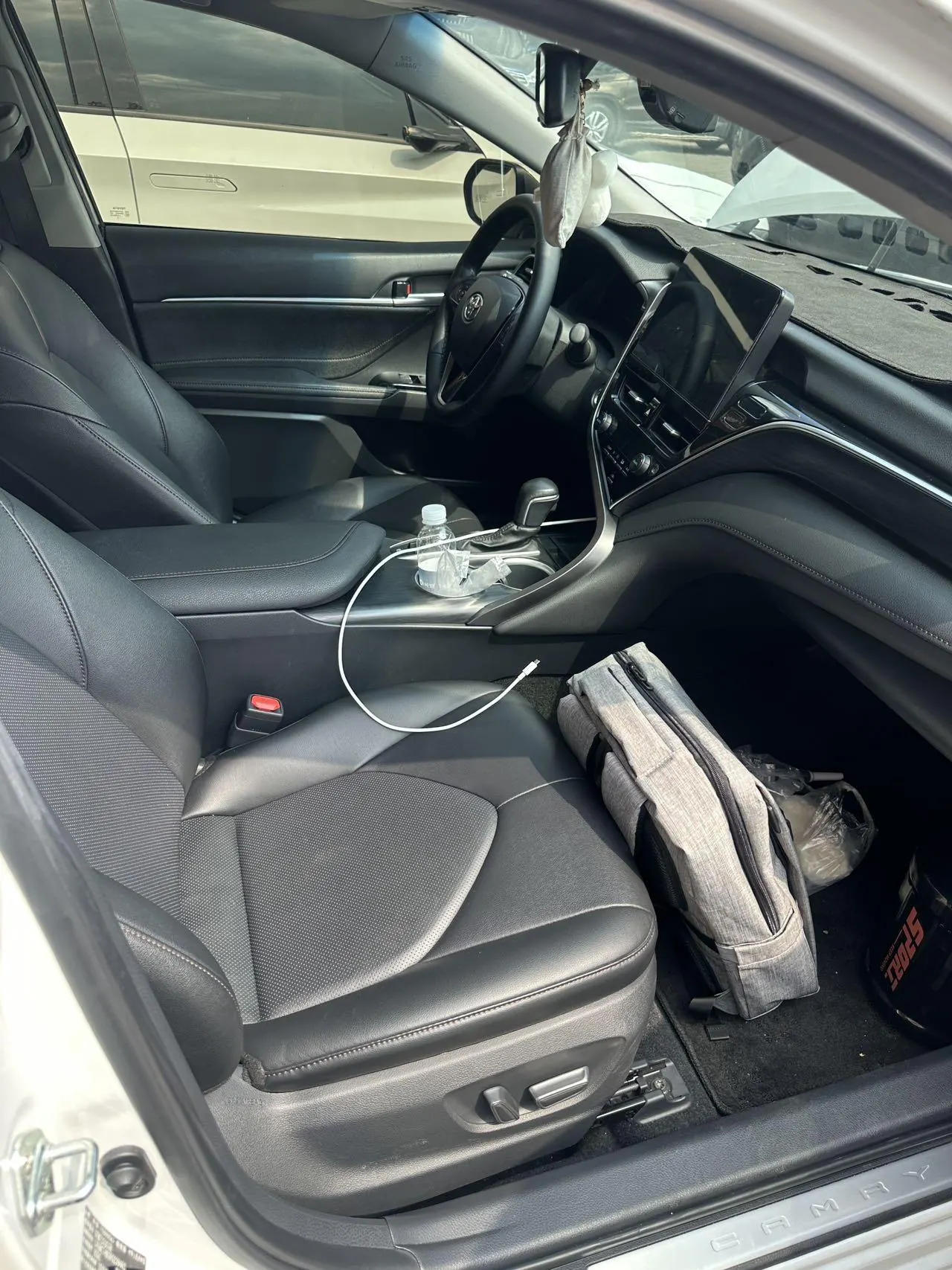 Toyota 2021 Camry 2.5G Deluxe Edition Automatic Gear 7