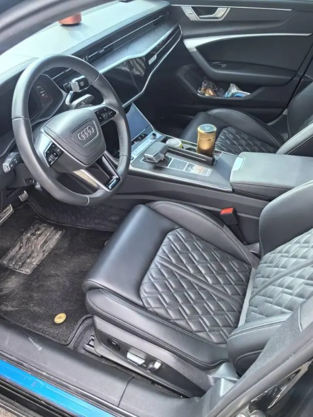 Audi 2025 A6L 2.0TFSI 45TFSI Quattro Selected Dynamic Automatic 3