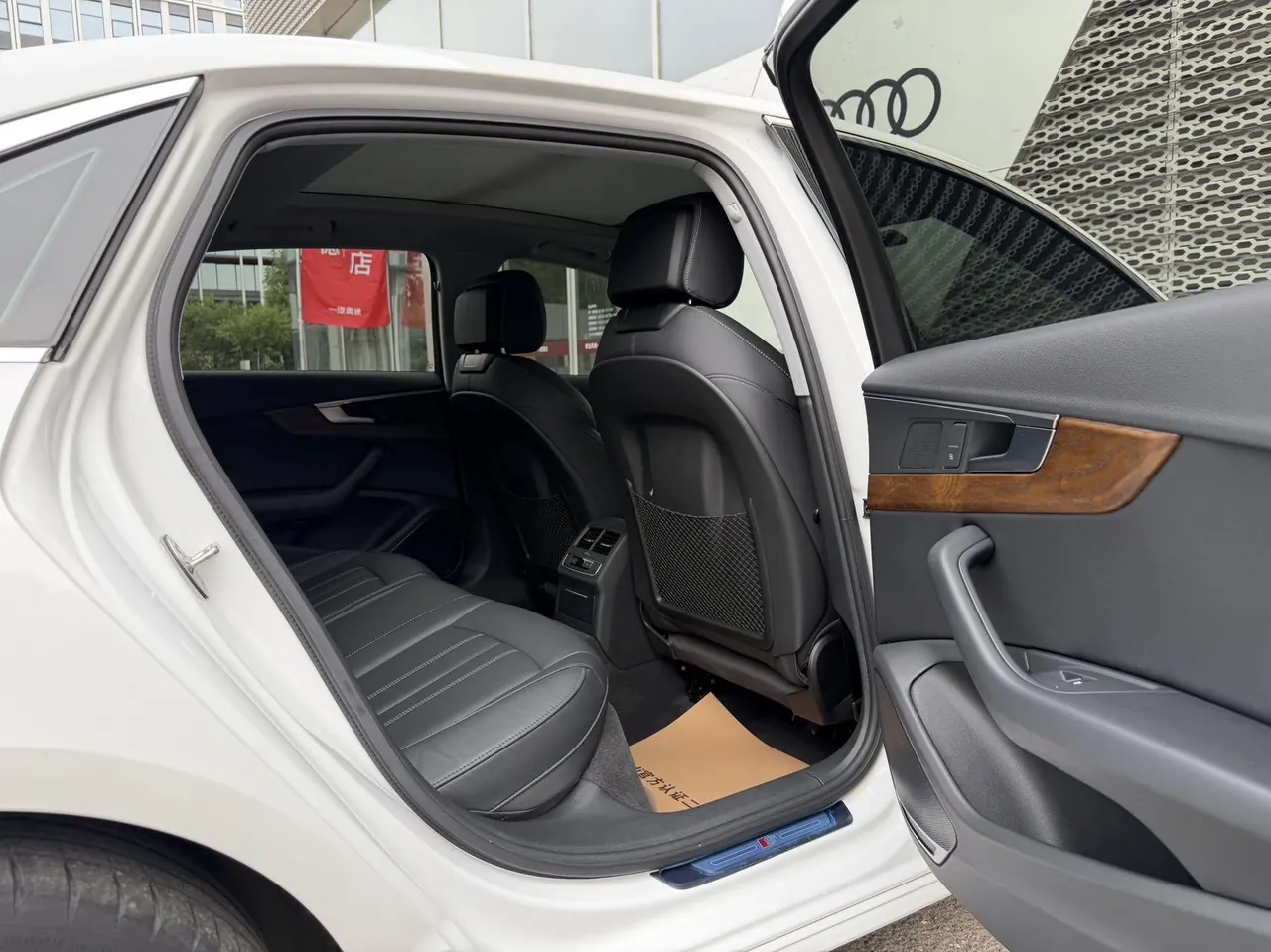 Audi 2020 A4L 2.0TFSI 40TFSI Deluxe Dynamic Automatic 7