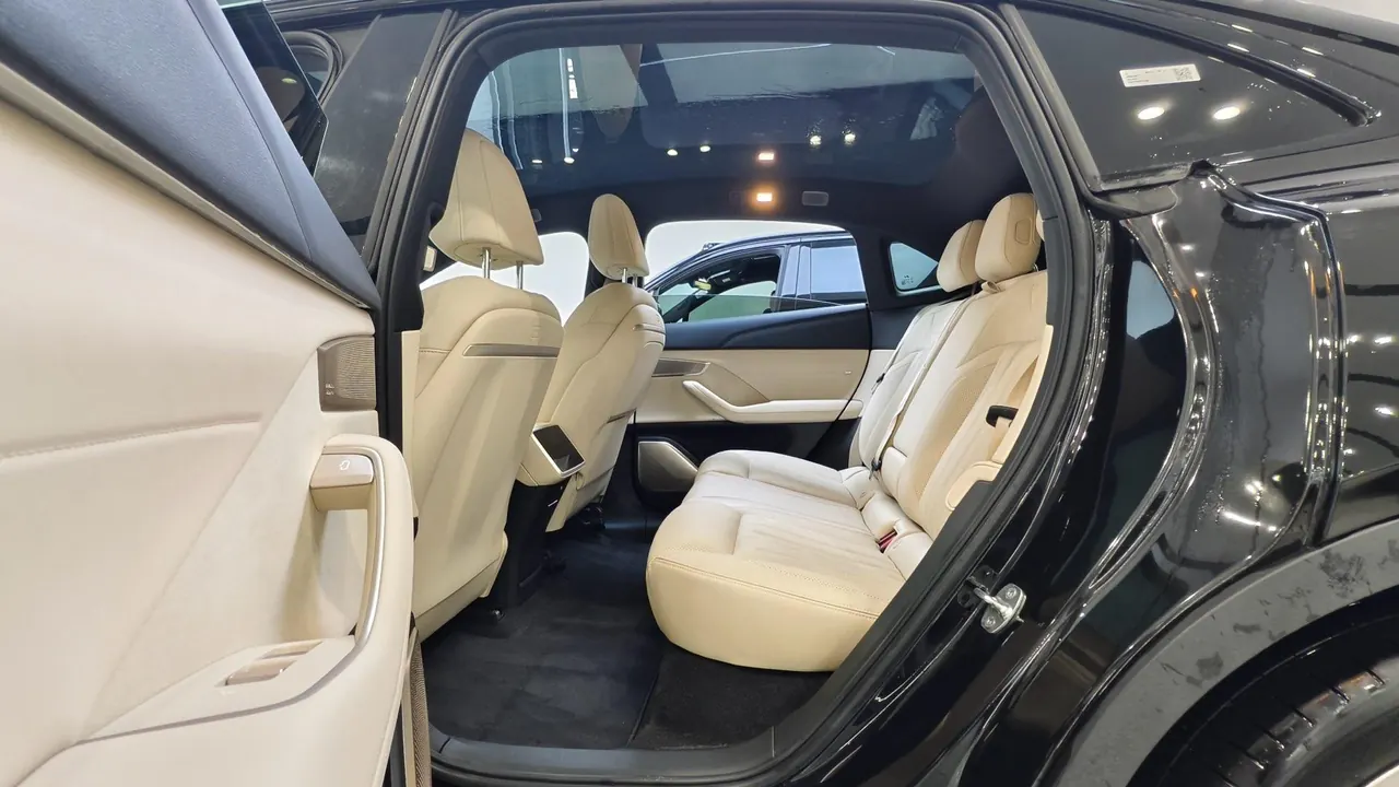 ONVO 2025 L60 60kWh four-wheel drive version automatic gear 8