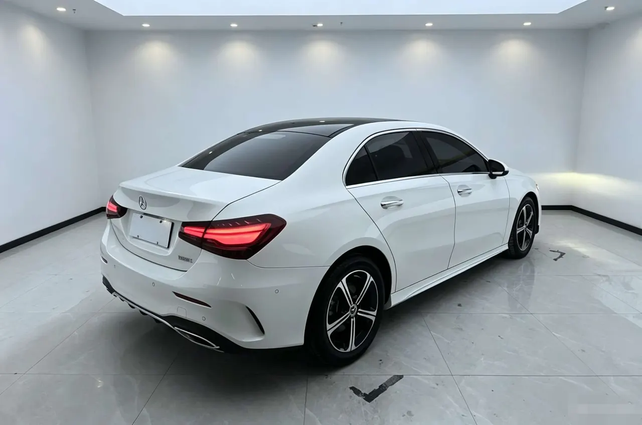 Mercedes Benz Class A 2023 A 200 L 1.3T Fashion Automatic Gear 7