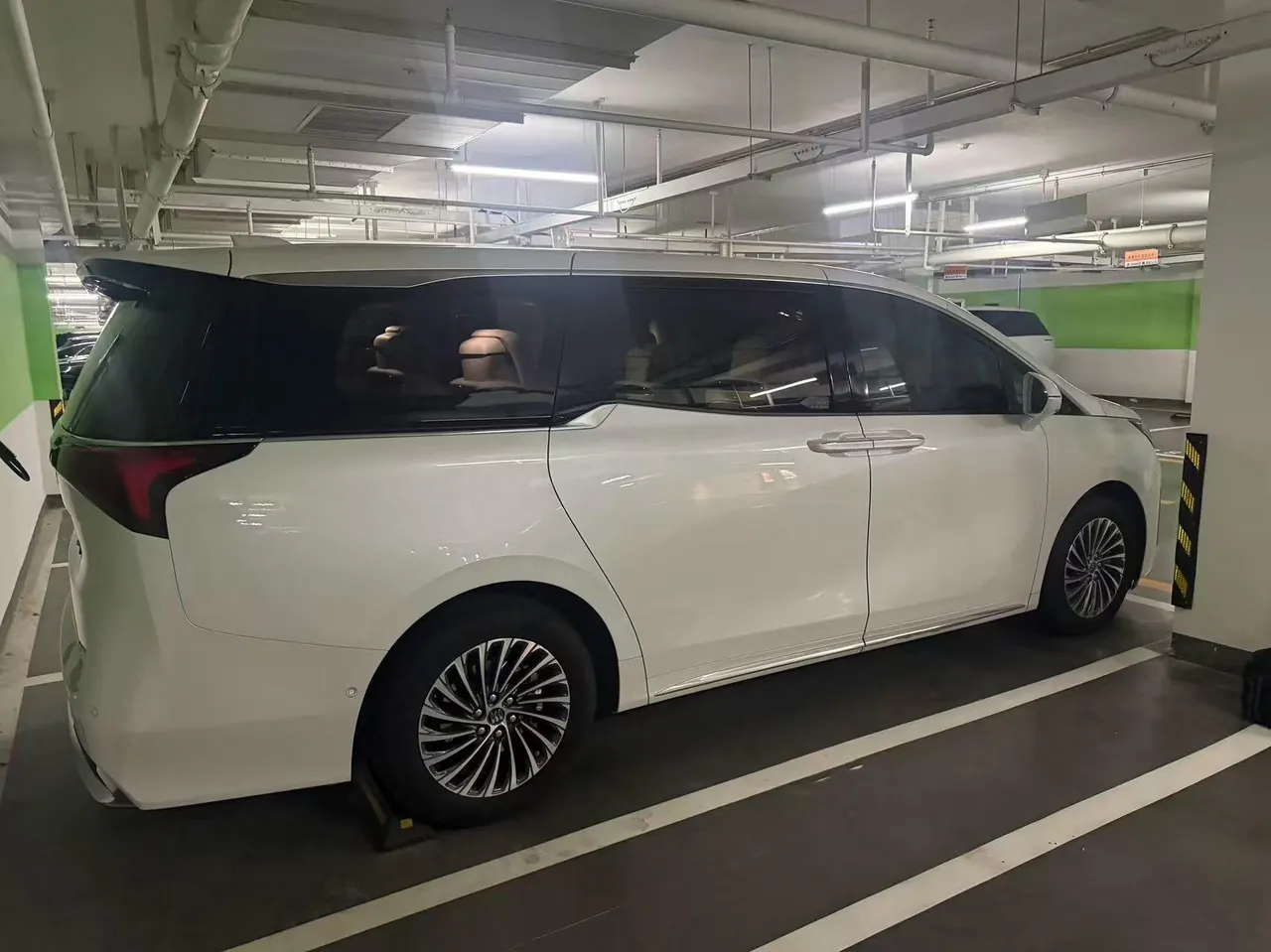 Buick 2023 Century 48V 2.0T Enjoy 7-seat Automatic 9