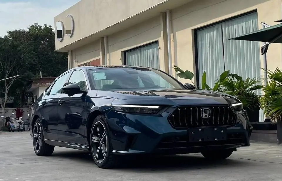 Honda INSPIRE (Yingshi Pai) 2023 INSPIRE e:PHEV (Yingshi Pai e:PHEV) 2.0 Stepless Zhiyao Edition Automatic Gear 3