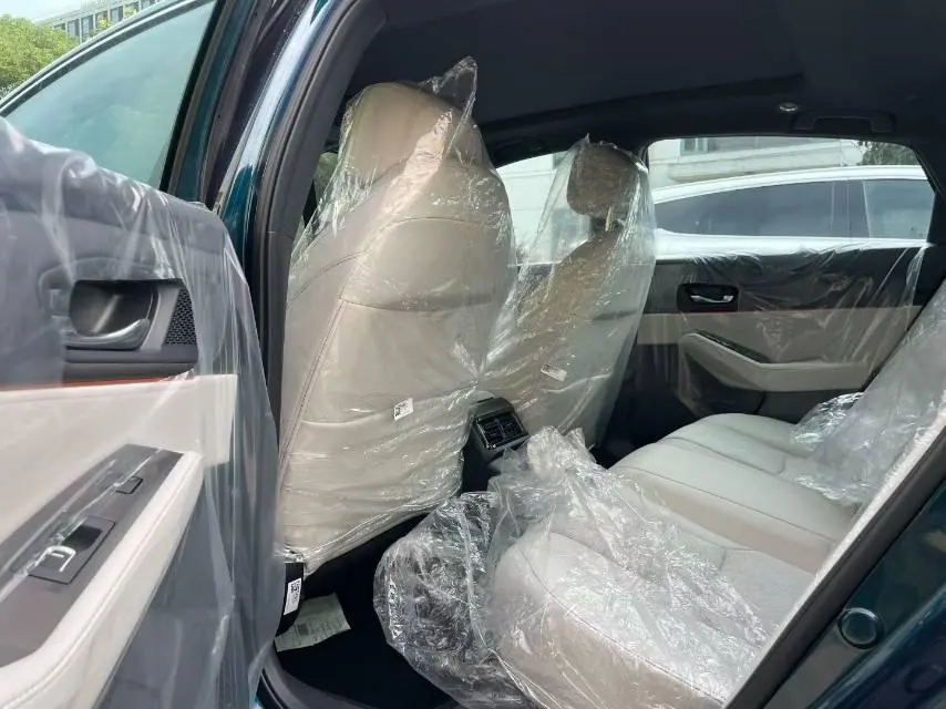 Honda INSPIRE (Yingshi Pai) 2023 INSPIRE e:PHEV (Yingshi Pai e:PHEV) 2.0 Stepless Zhiyao Edition Automatic Gear 6