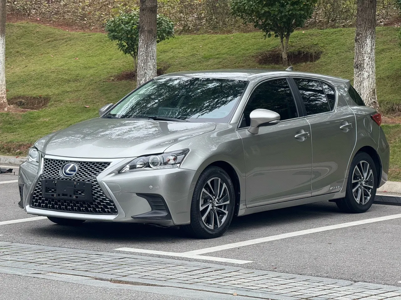 Lexus CT (Imported) 2020 CT200h 1.8 Stepless Elite Automatic Gear - View 1
