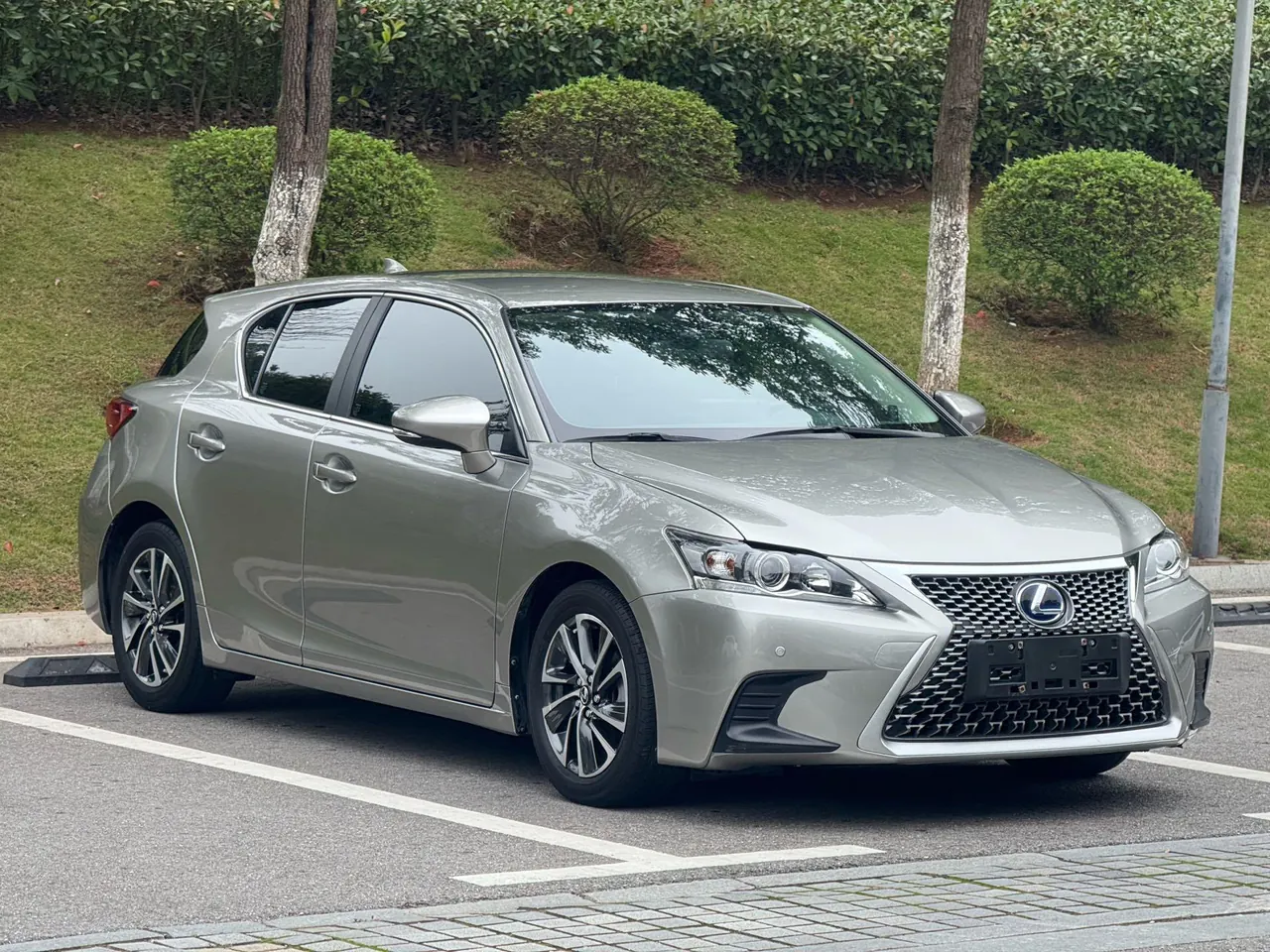 Lexus CT (Imported) 2020 CT200h 1.8 Stepless Elite Automatic Gear 3