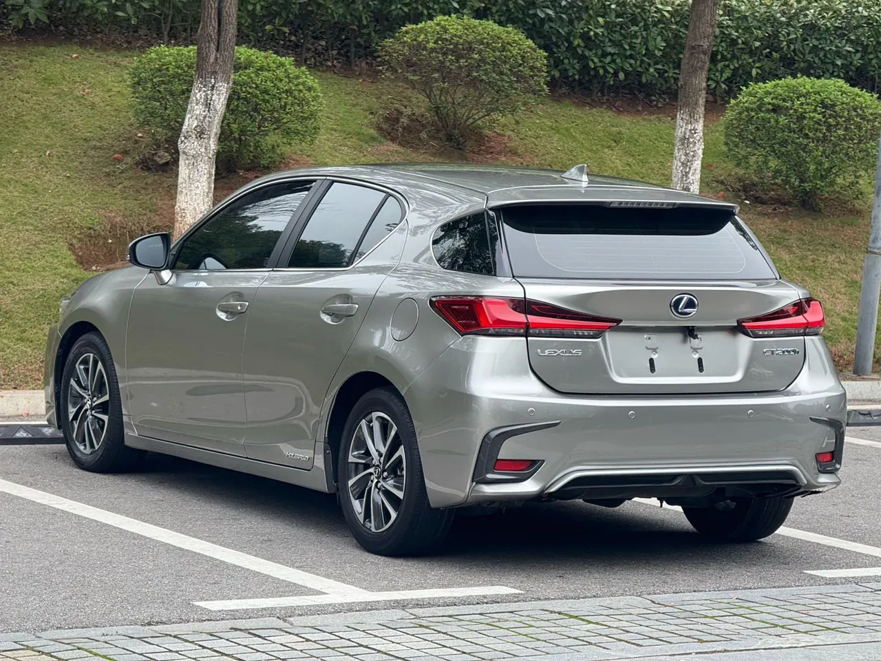 Lexus CT (Imported) 2020 CT200h 1.8 Stepless Elite Automatic Gear 8