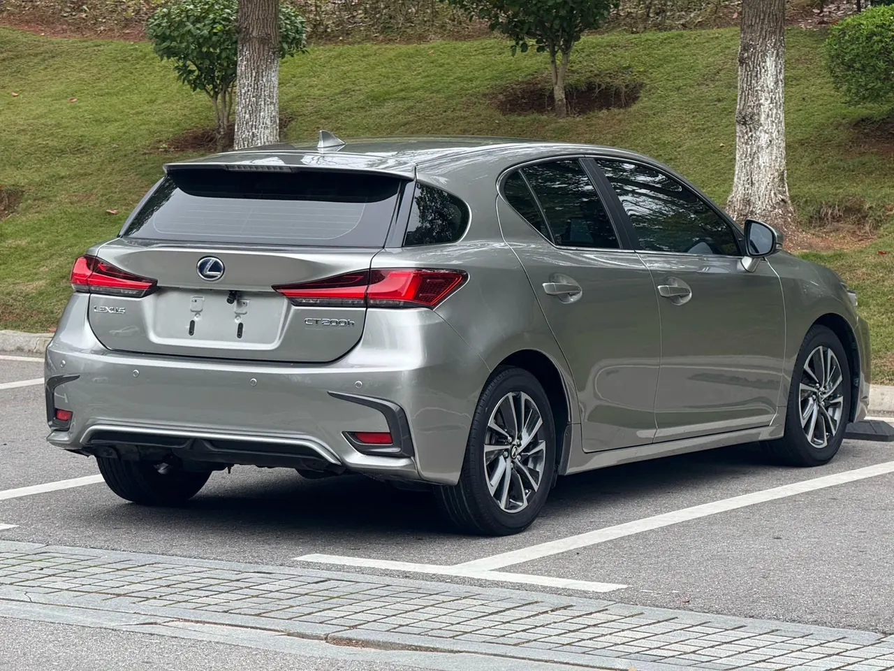 Lexus CT (Imported) 2020 CT200h 1.8 Stepless Elite Automatic Gear 9