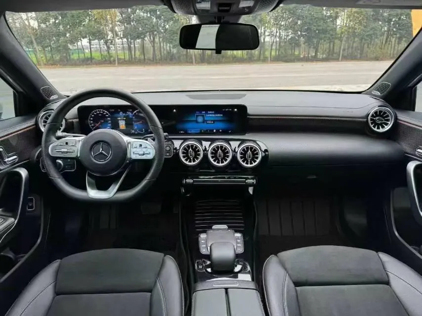 Mercedes Benz Class A 2023 A 200 L 1.3T Fashion Automatic Gear 5