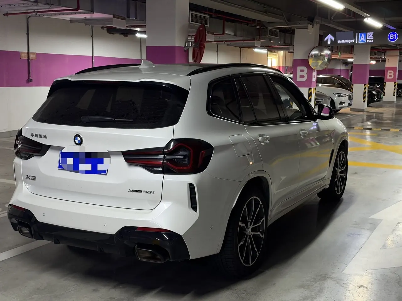 BMW 2023 X3 xDrive30i 2.0T Leading M Obsidian Night Kit (Changed) Automatic Gear 3