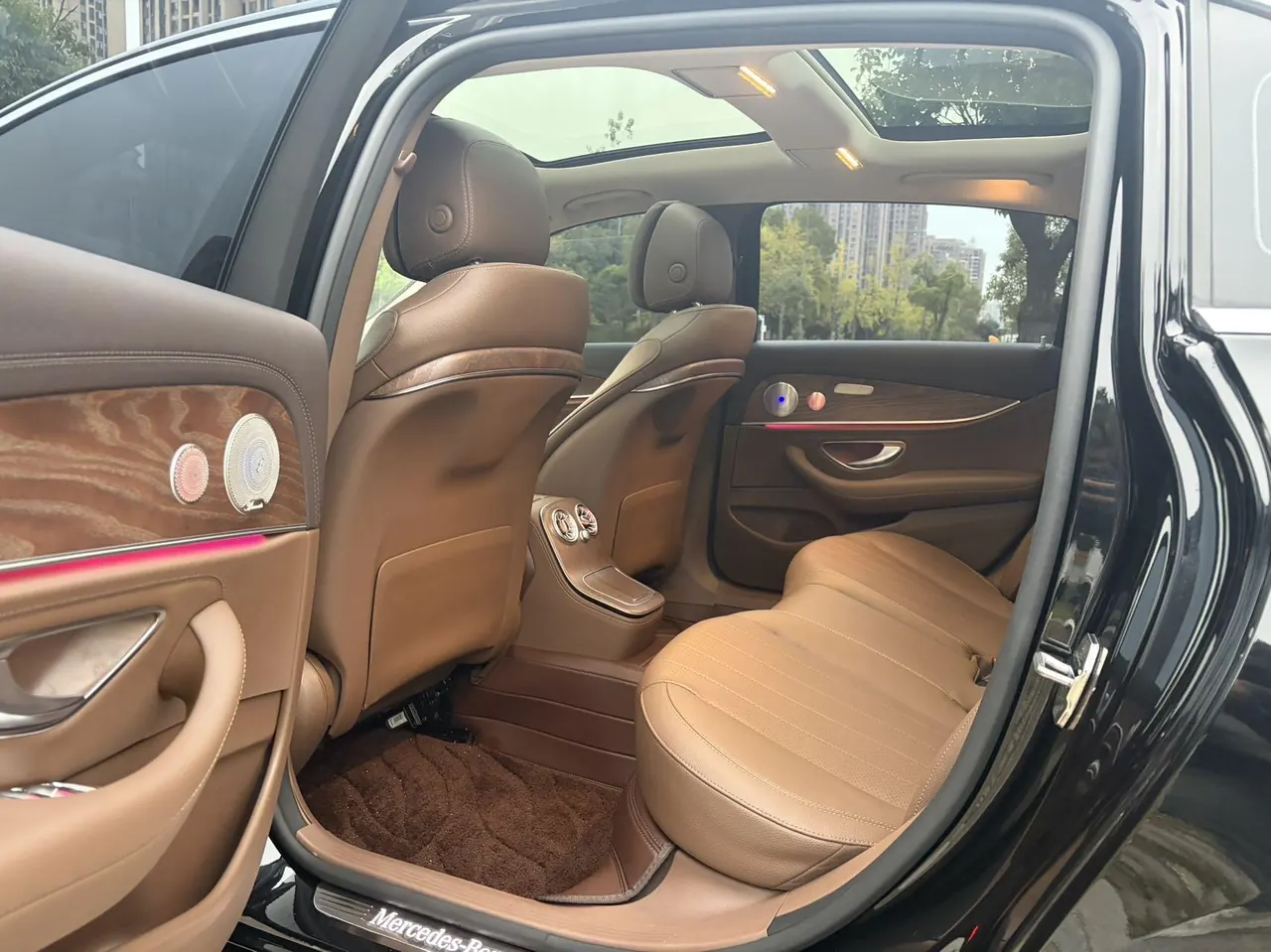 Mercedes Benz E Class 2023 E 260 L 2.0T Automatic 9