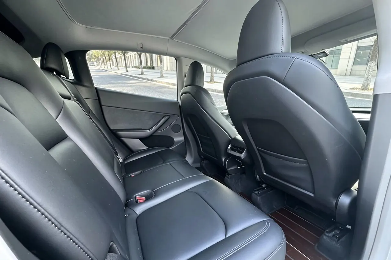 Tesla 2023 Model Y rear-wheel drive version automatic transmission 4