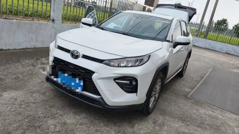 Toyota 2020 Willanda 2.0 Stepless Two-Drive Deluxe Automatic Gear - View 1