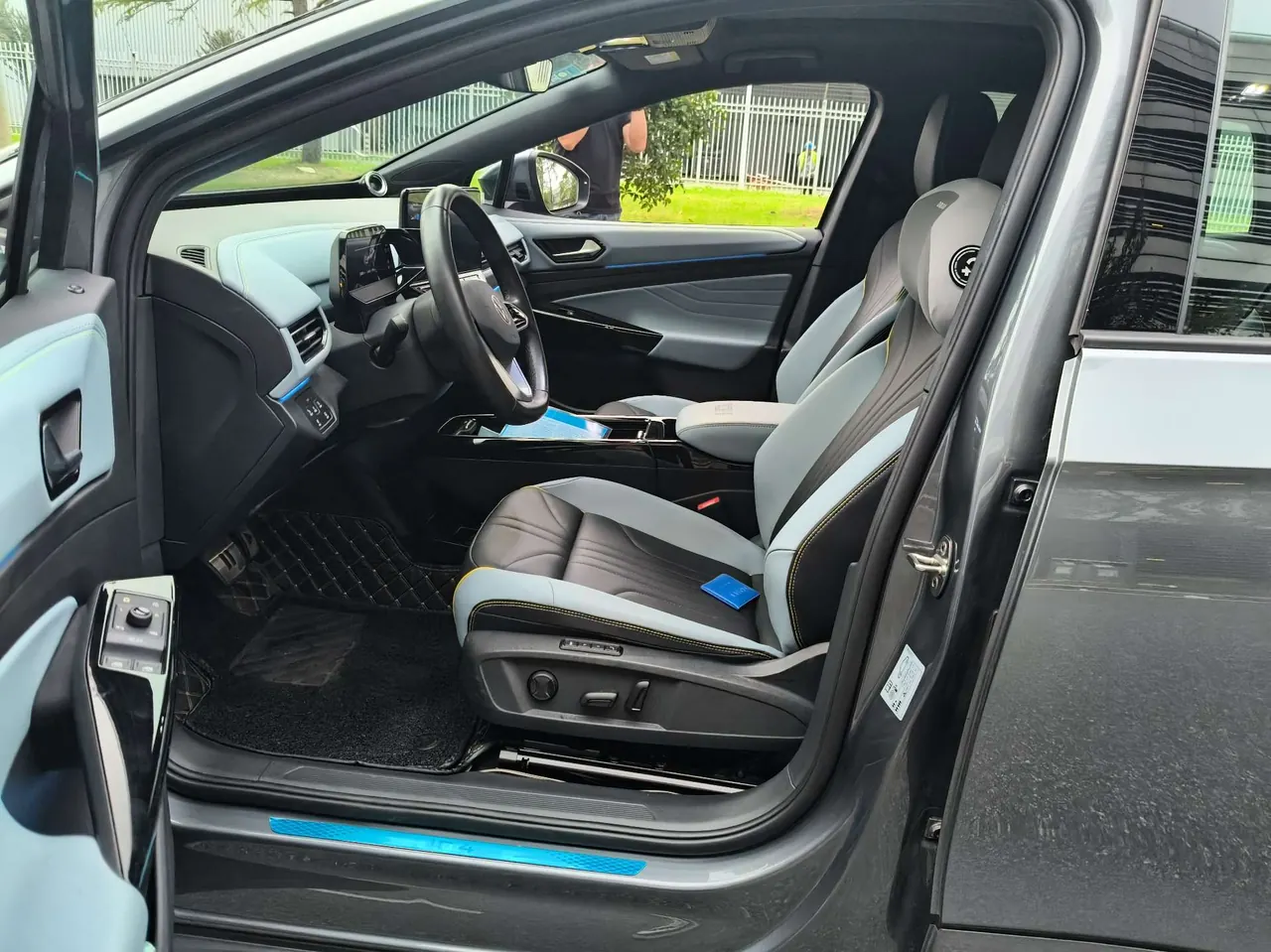 Volkswagen 2023 ID. 4 X Pure Long Endurance Edition Automatic Transmission 4