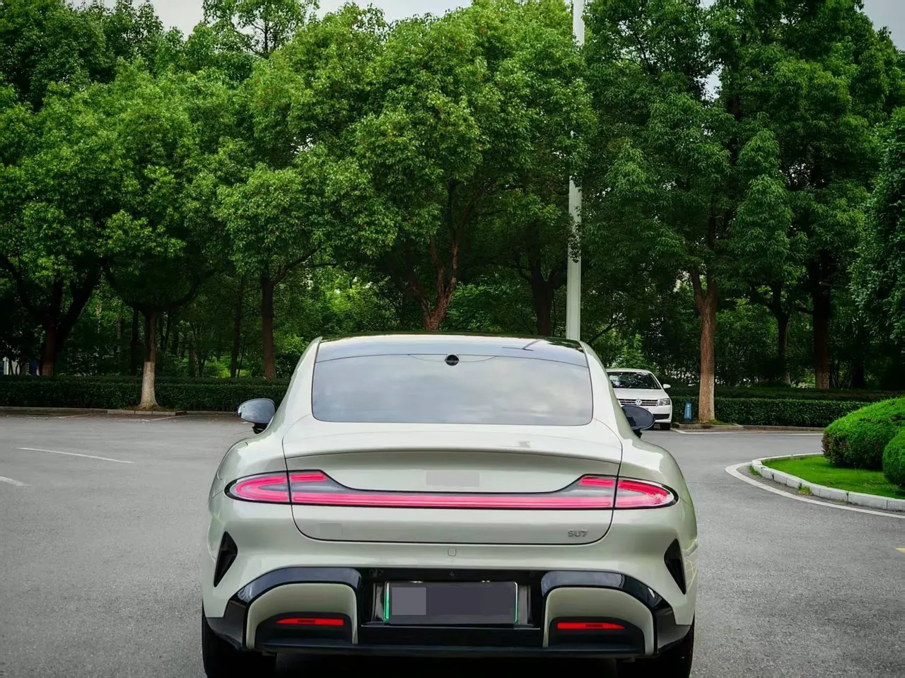 MI 2026 SU7 Standard Edition Automatic Gear 6