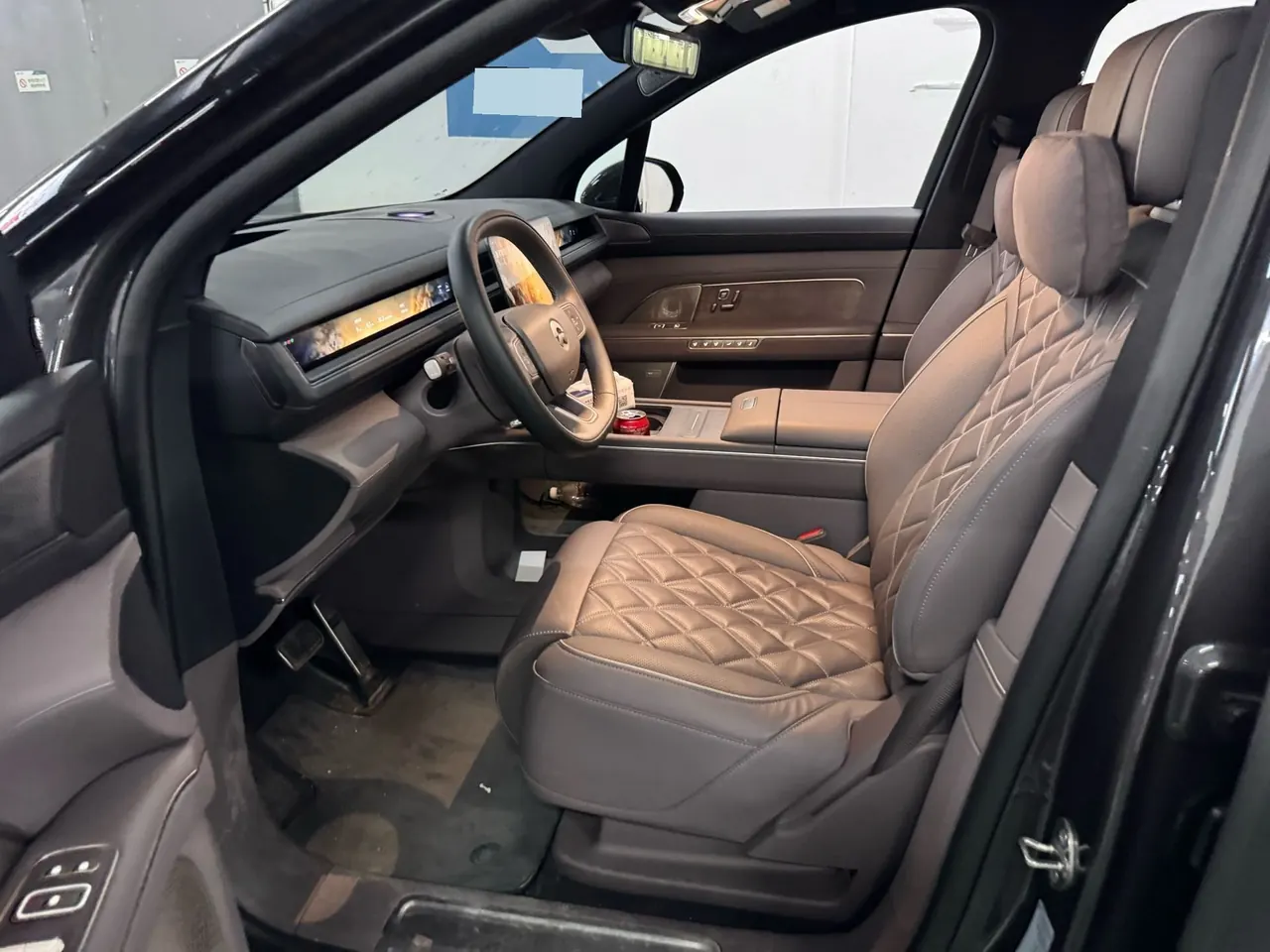 NIO 2026 ES8 6-seat executive deluxe automatic gear - View 1