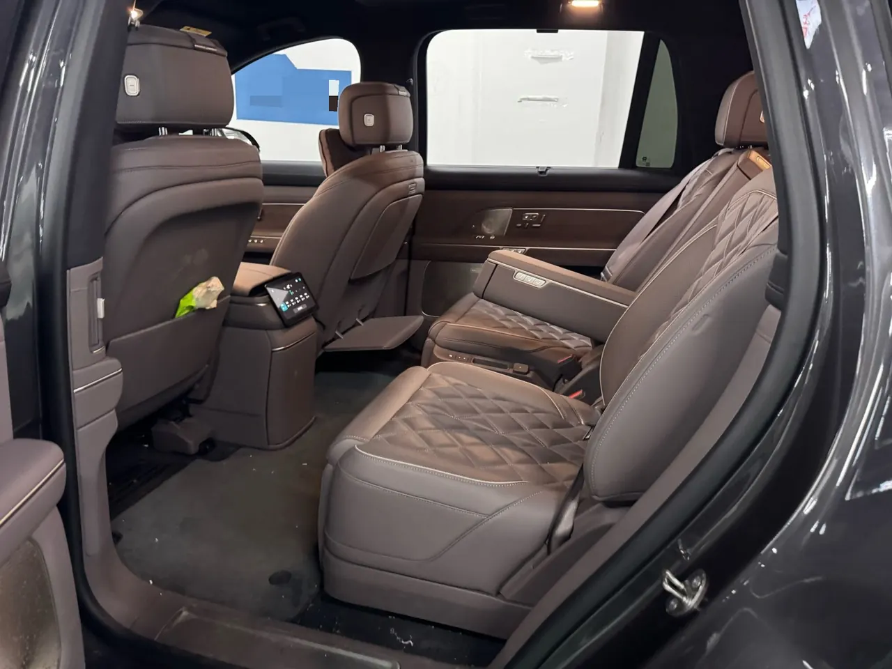NIO 2026 ES8 6-seat executive deluxe automatic gear 2
