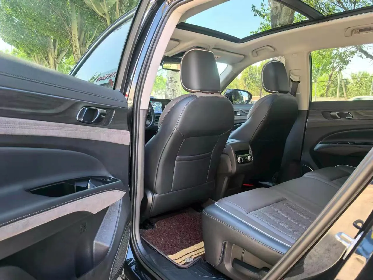 Ford 2023 Lingyu 2.0T EcoBoost 225 Zunling 7-seat (2/3/2) Automatic Gear 3