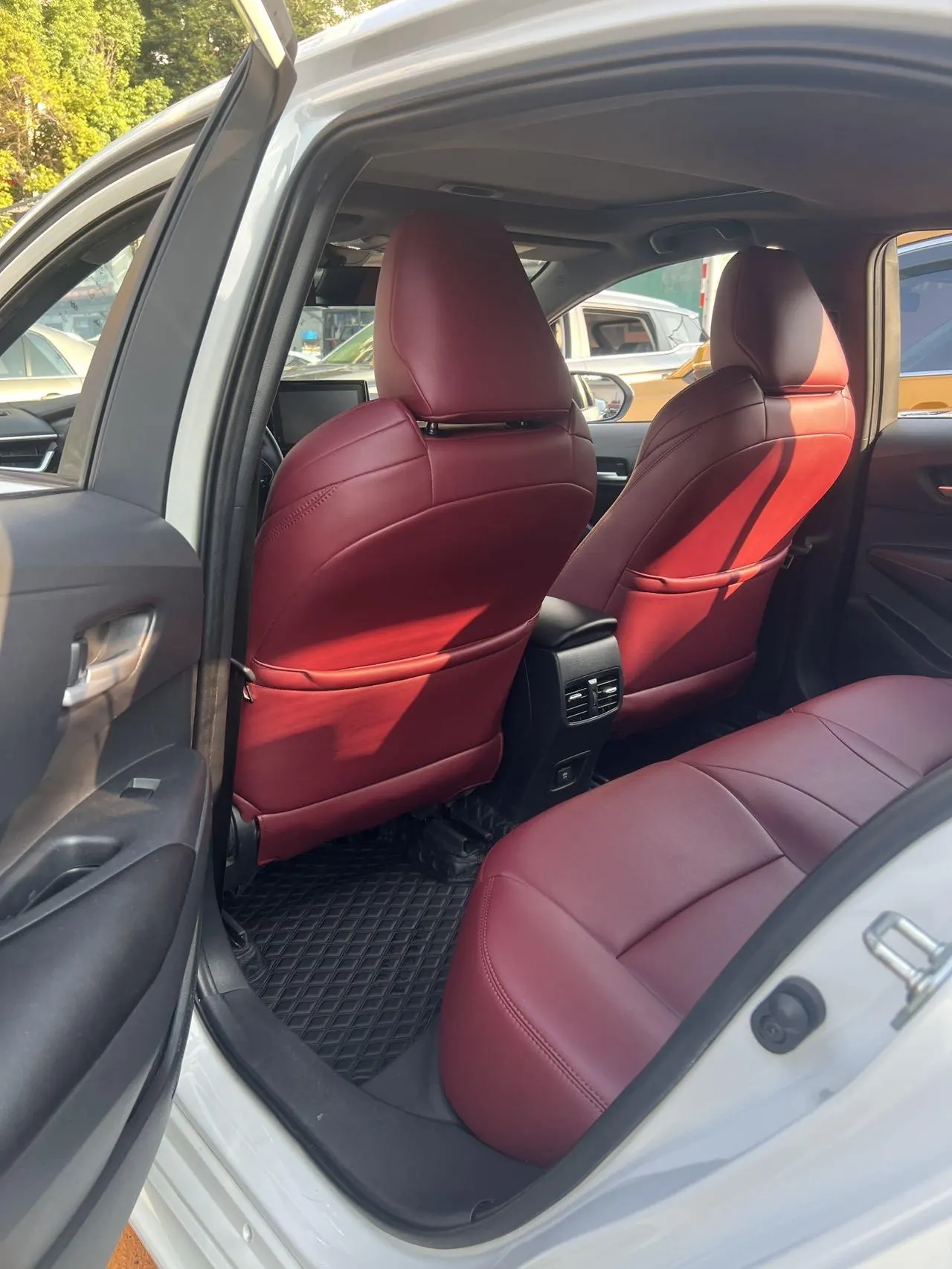 Toyota 2023 Lei Ling 1.2T Stepless 185T Deluxe Automatic Gear 4