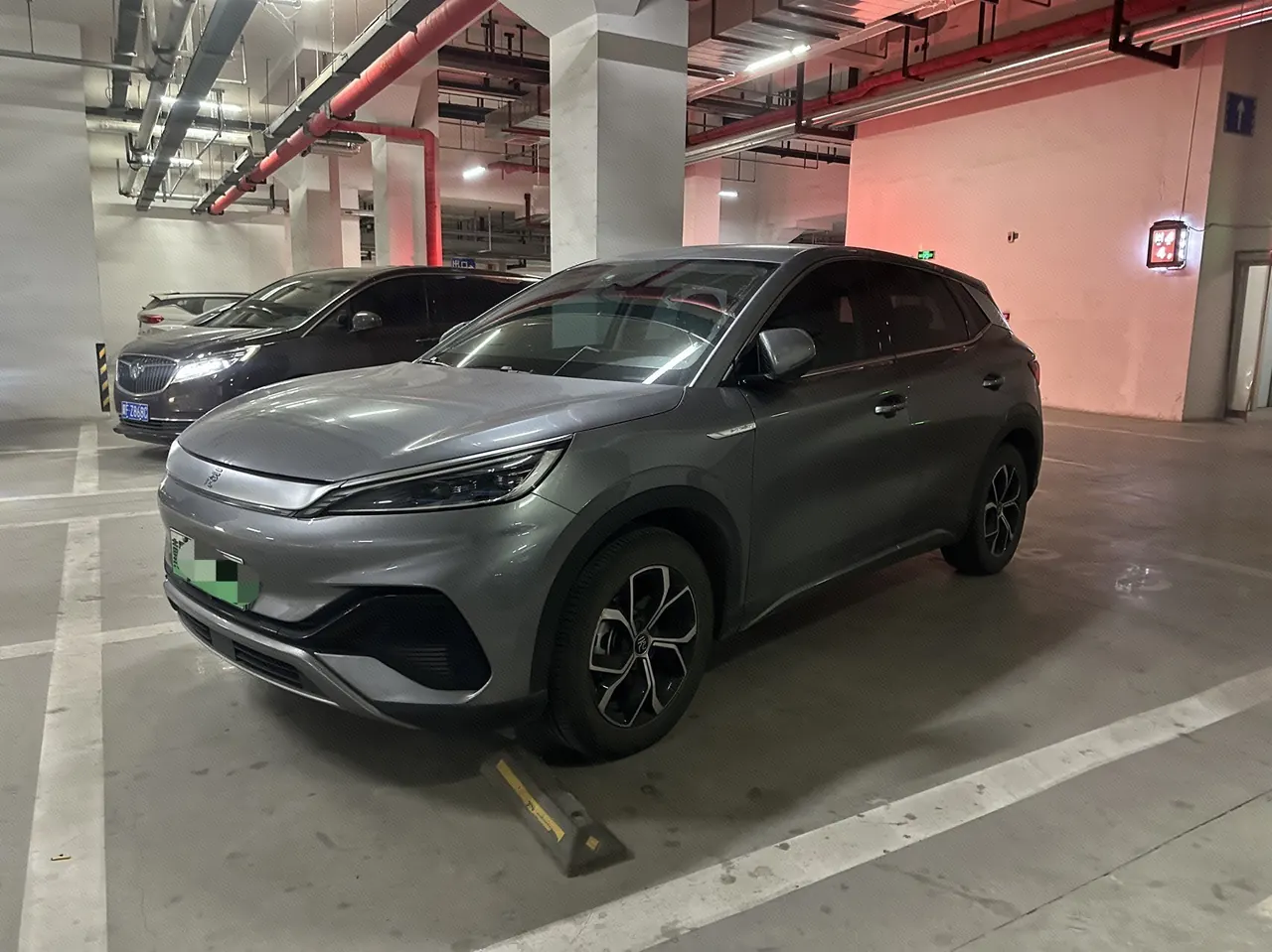 Открыть галерею: BYD Yuan PLUS 2023 Yuan PLUS Champion Edition 430KM Leading Automatic Gear