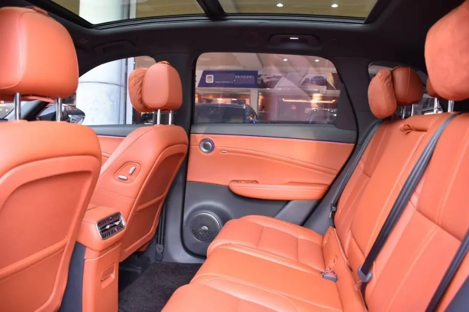HongQi 2026 HS6 PHEV 1.5T 240 Smart Hybrid Automatic Gear 13