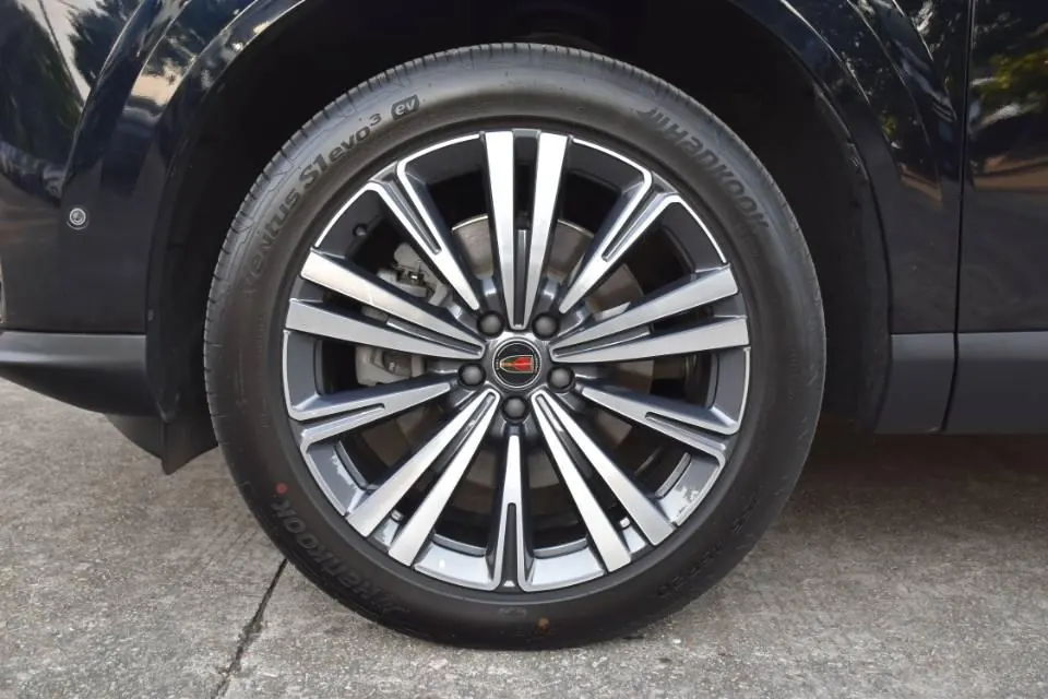 HongQi 2026 HS6 PHEV 1.5T 240 Smart Hybrid Automatic Gear 16