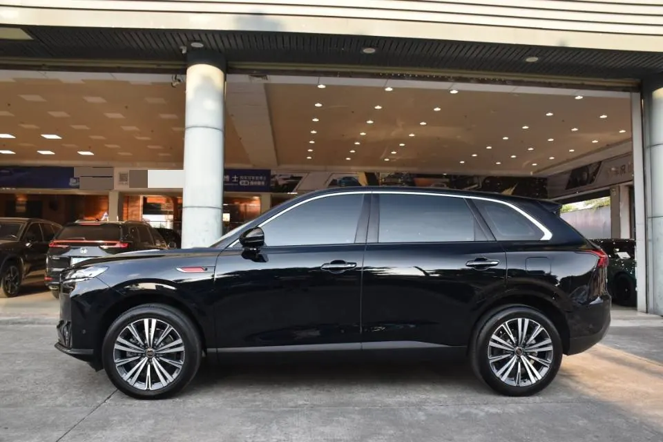 HongQi 2026 HS6 PHEV 1.5T 240 Smart Hybrid Automatic Gear 9