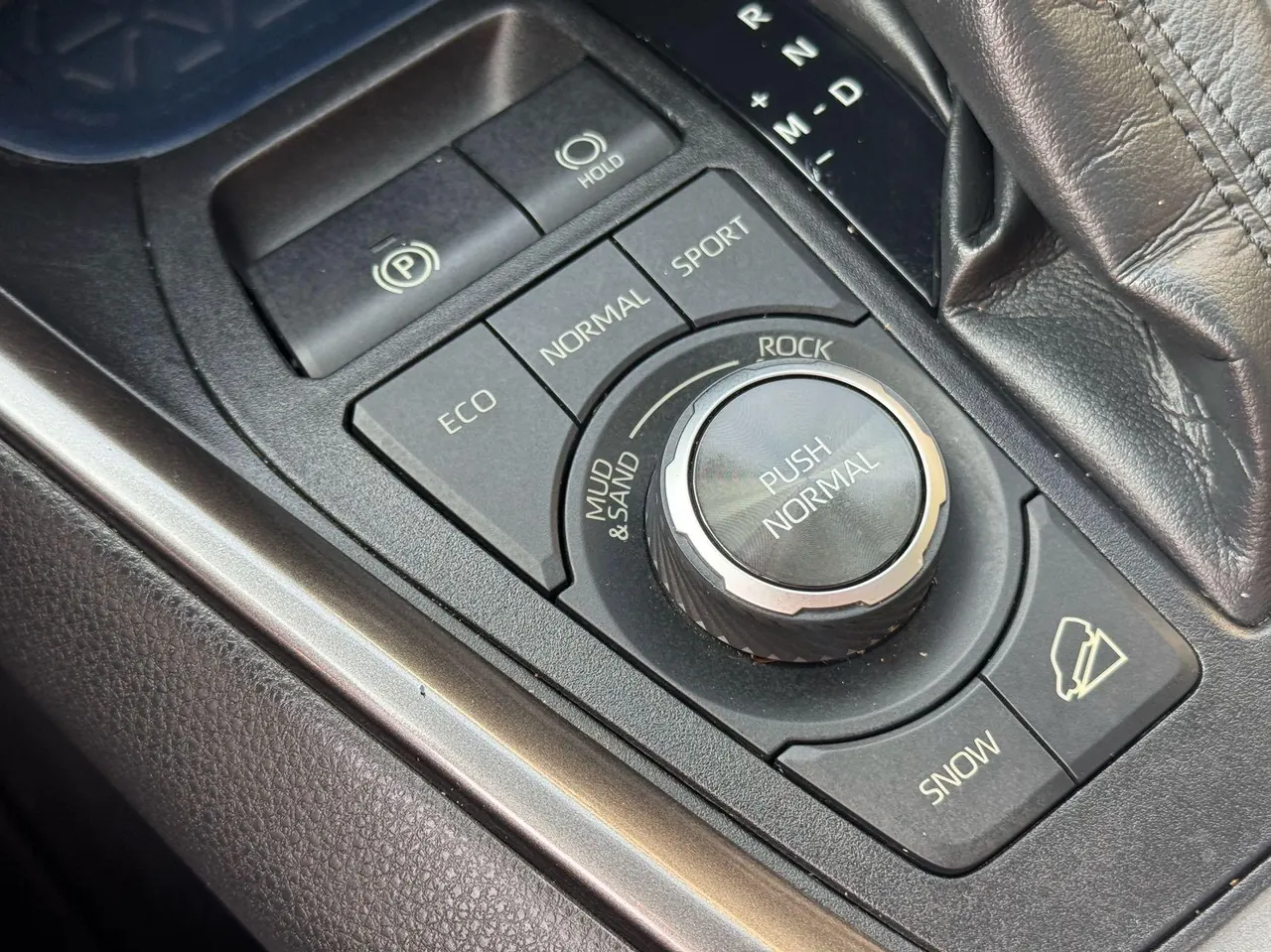 Toyota 2020 models of Willanda 2.0 stepless four-wheel drive technology version of automatic transmission 17