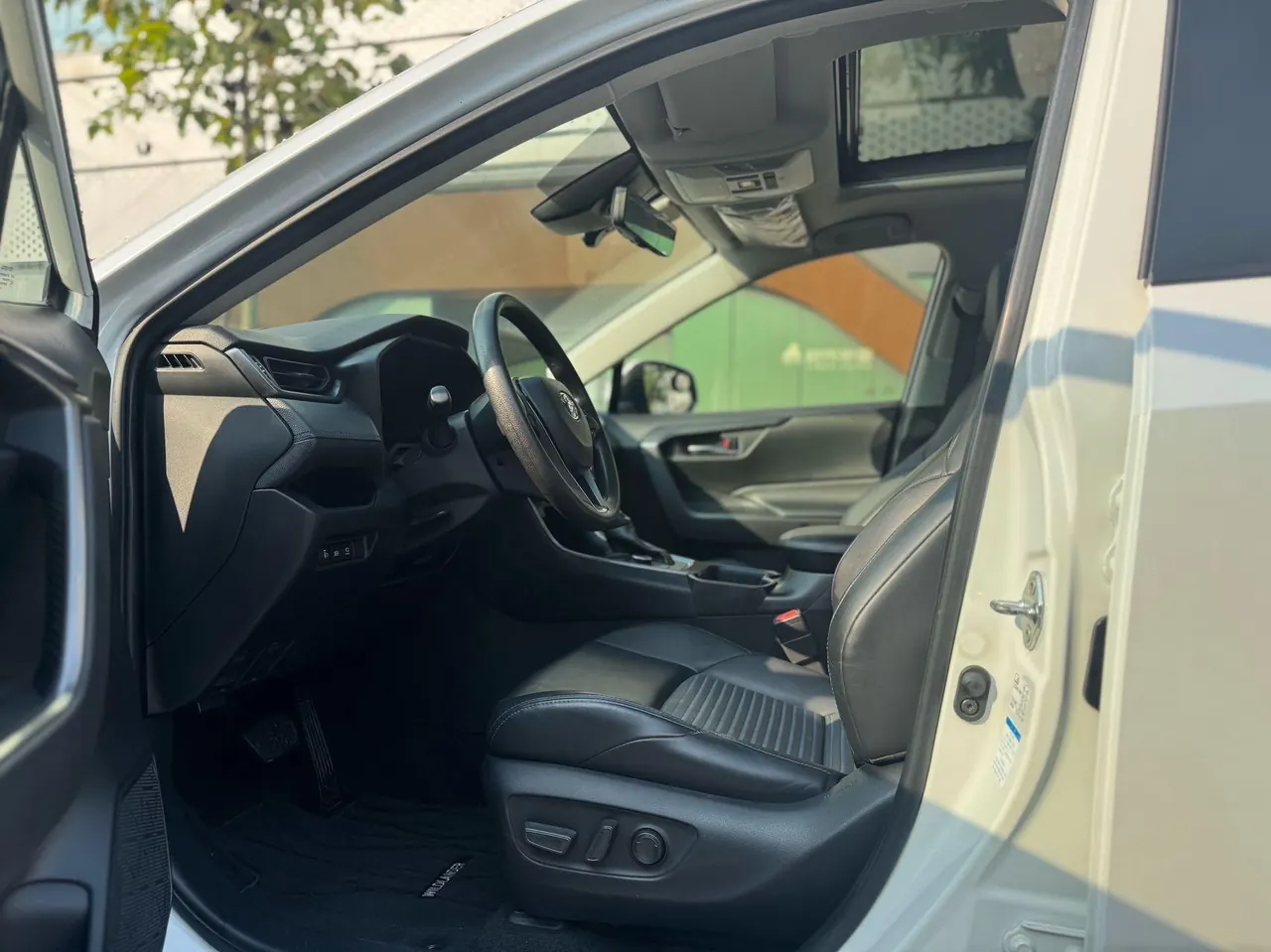Toyota 2020 models of Willanda 2.0 stepless four-wheel drive technology version of automatic transmission 8