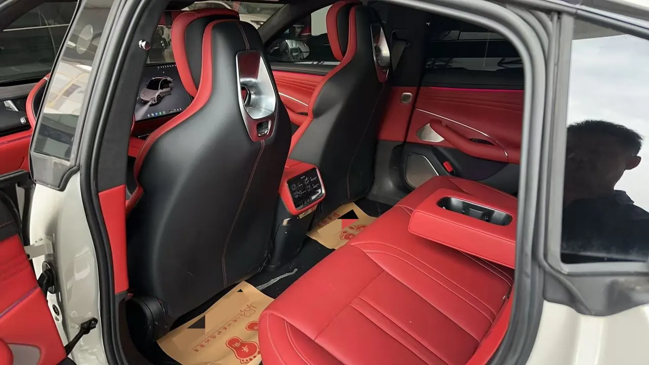 MI 2026 SU7 Standard Edition Automatic Gear 4