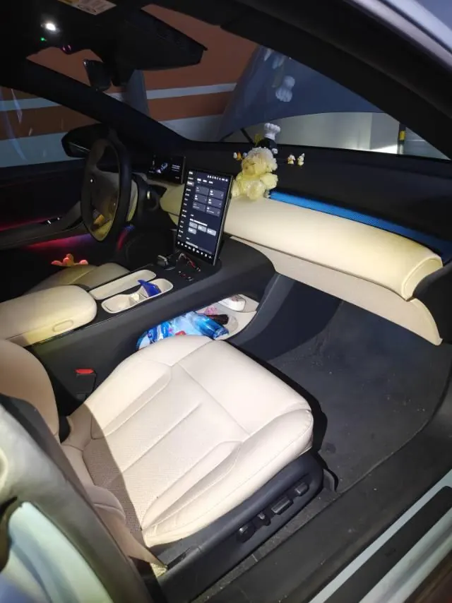 NIO 2024 ET5T 75kWh Touring automatic 5