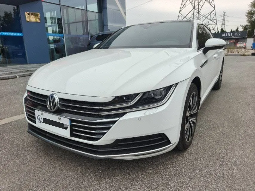 Volkswagen 2020 CC 2.0TSI 330TSI beauty version of automatic gear - View 1