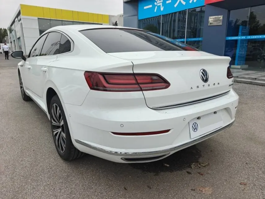 Volkswagen 2020 CC 2.0TSI 330TSI beauty version of automatic gear 4